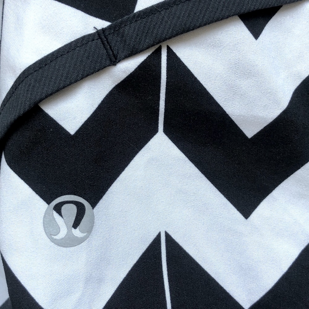 Lululemon Speed Short - Picture 9 of 11